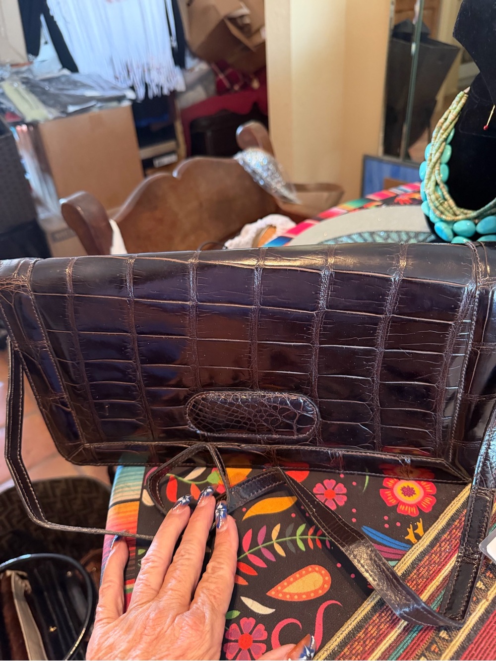 Beautiful Vintage Croc Clutch/ lCrossssz